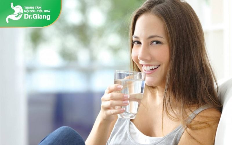 Có thể uống nước lọc để giảm cơn đói tạm thời