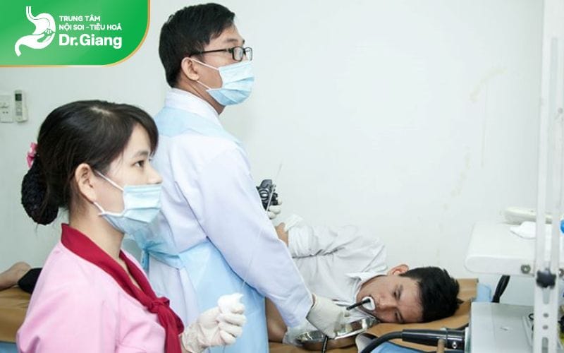 Khách hàng hoàn toàn tỉnh táo trong quá trình nội soi