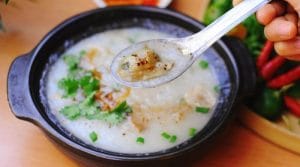 Nội soi đại tràng xong ăn cơm được không