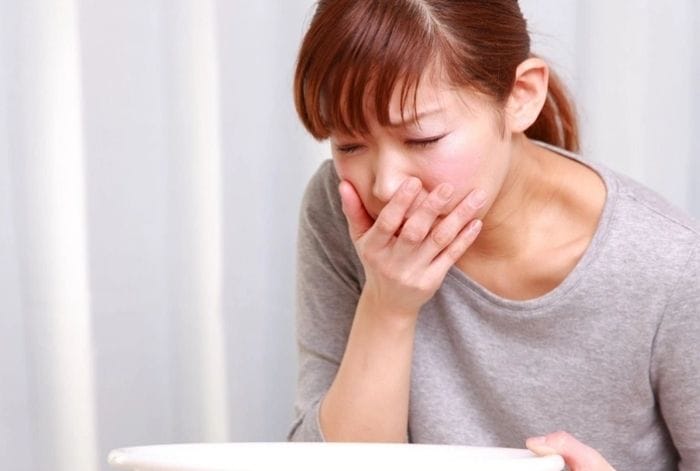 Nếu thấy buồn nôn sau khi nội soi cần thông báo với bác sĩ