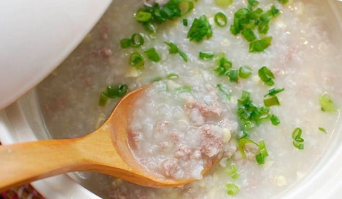 Nên ăn cháo loãng sau 3-4 giờ nội soi đại tràng