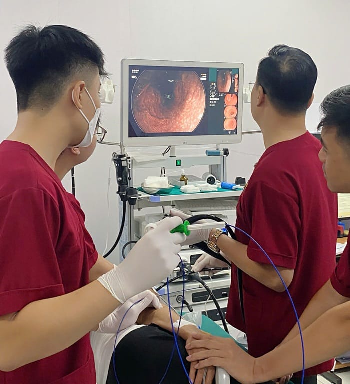 Nội soi dạ dày để phát hiện vi khuẩn HP