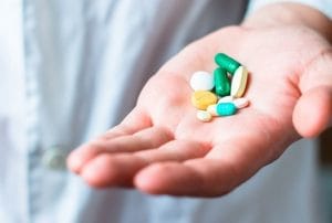 Phác đồ điều trị viêm đại tràng gồm những gì? Giải đáp từ bác sĩ