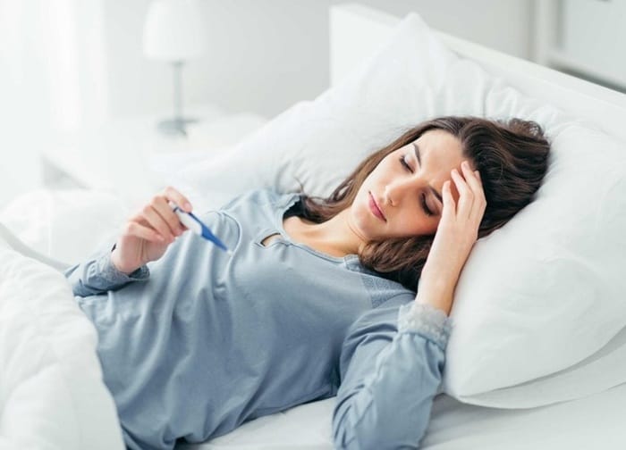 Viêm đại tràng gây sốt là dấu hiệu viêm cấp thường do nhiễm khuẩn