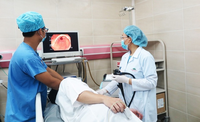 Khuyến cáo không nên nội soi khi đang hành kinh 