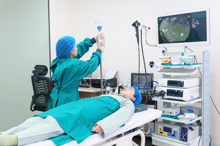 Nghỉ ngơi để hồi tỉnh sau gây mê nội soi dạ dày