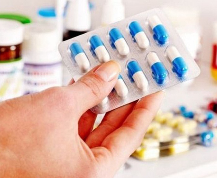 Dùng thuốc theo chỉ định điều trị viêm đại tràng mạn tính