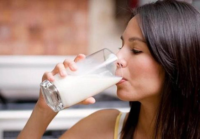 Ưu tiên uống sữa đậu nành ấm trước ăn cho người viêm đại tràng