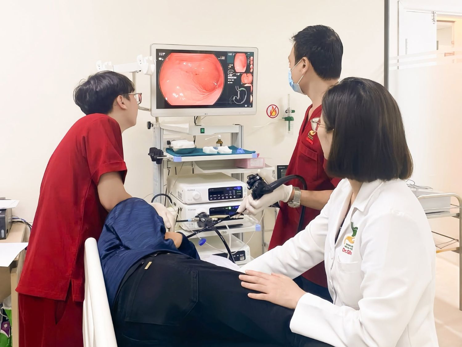 Quá trình nội soi được thực hiện đúng chuẩn Y khoa, đảm bảo an toàn và hiệu quả cho khách hàng