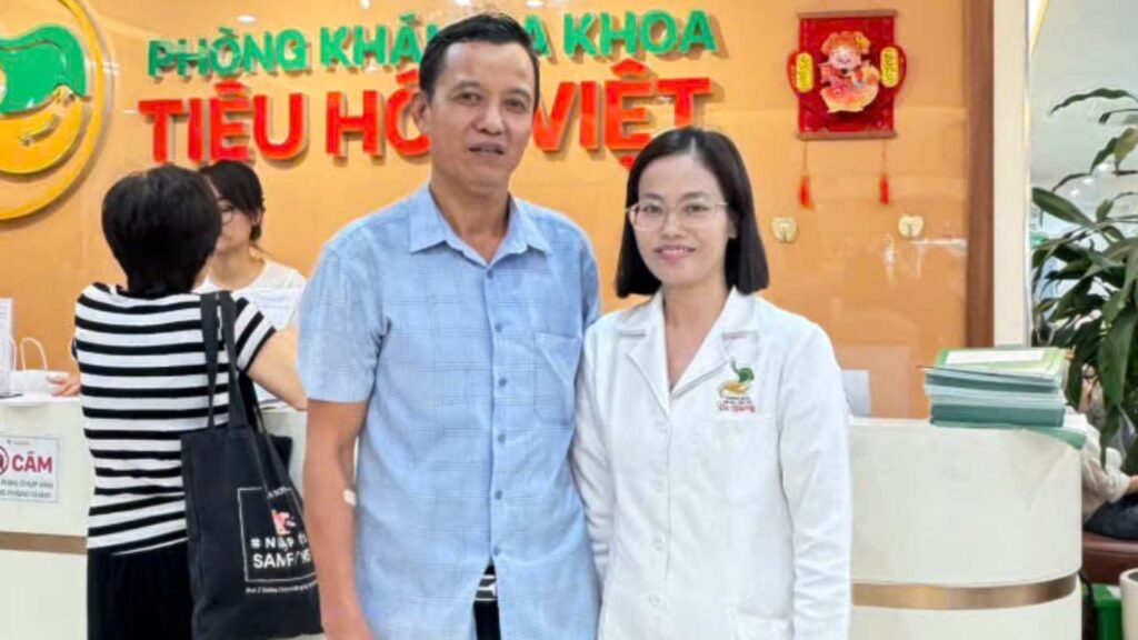Khách hàng Trần Văn Bình lựa chọn nội soi tiêu hóa định kỳ tại Tiêu hóa Việt