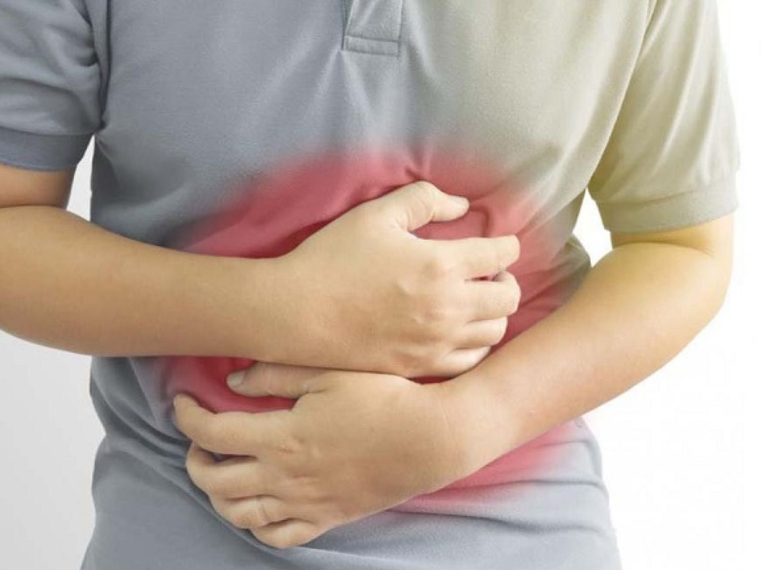 Khách hàng xuất hiện triệu chứng đau dạ dày, khó chịu