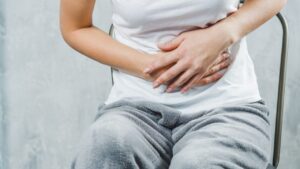 Đau bụng đi ngoài nhiều lần trong ngày là bệnh gì? Khắc phục thế nào