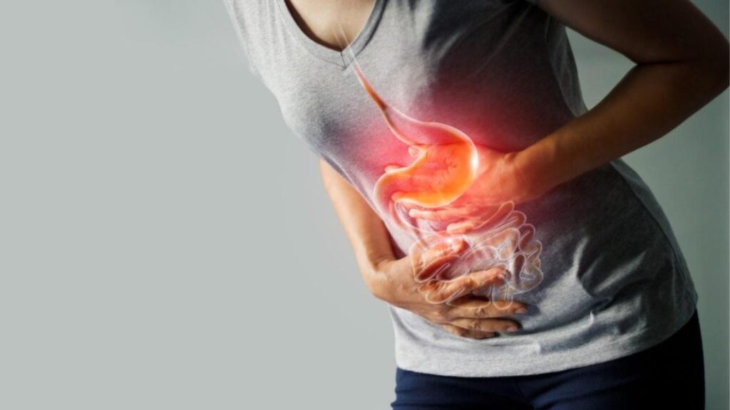Đau dạ dày ăn vào đỡ có phải loét tá tràng không? Bác sĩ giải đáp