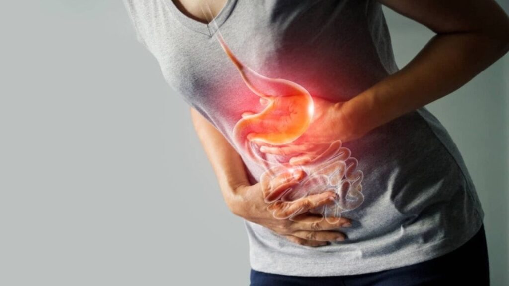 Đau bụng quặn từng cơn buồn đi ngoài là dấu hiệu bệnh gì?