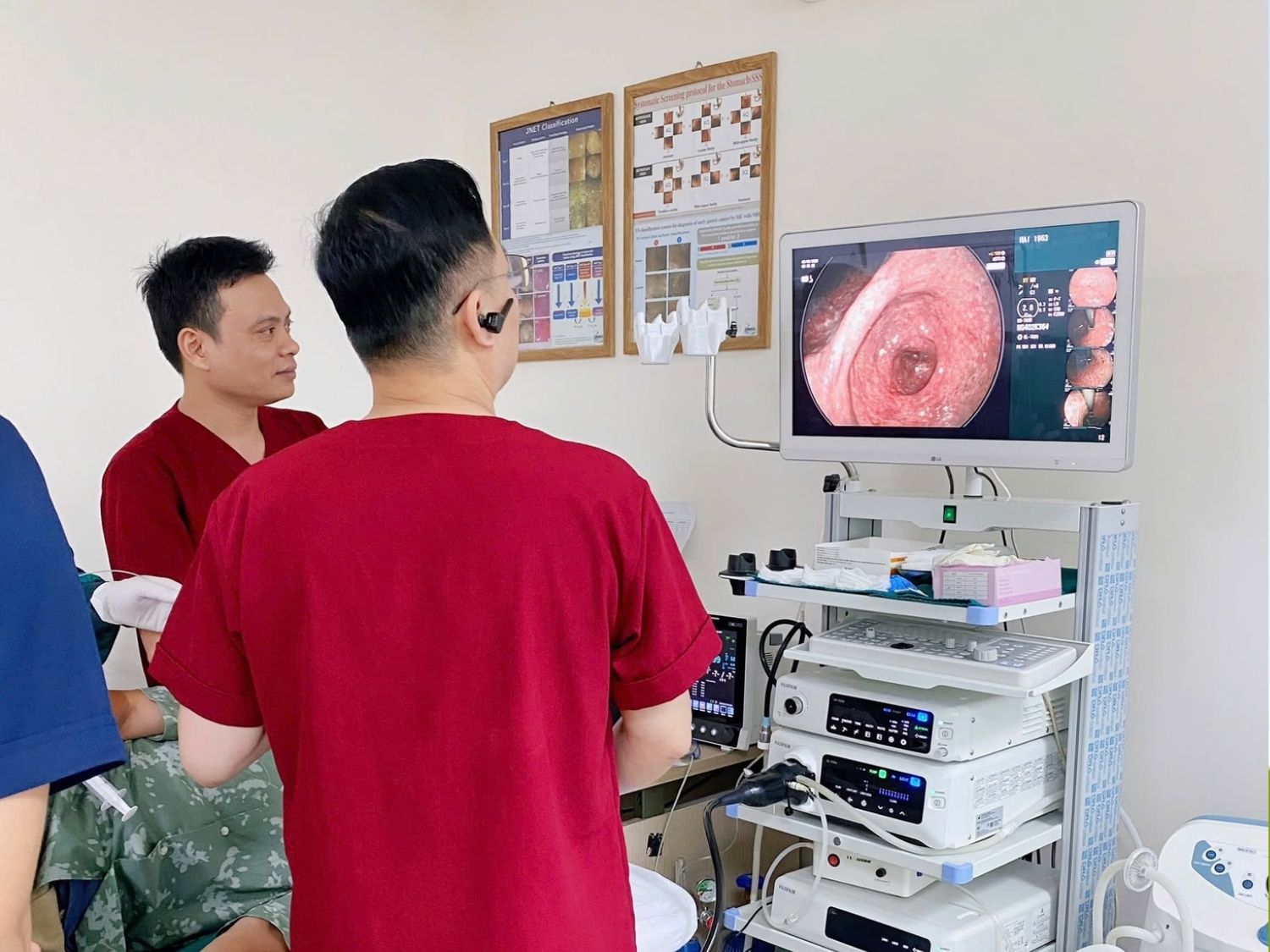 nội soi giúp bác sĩ Quan sát trực quan tổn thương