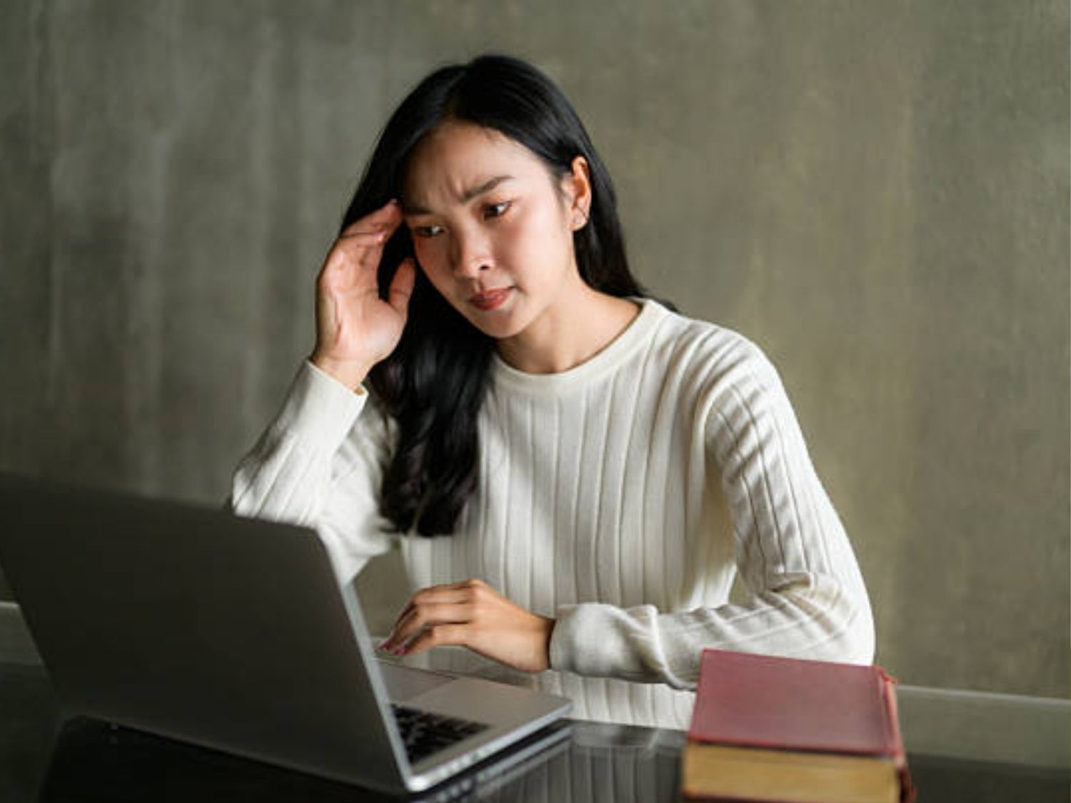 Mệt mỏi, mệt mỏi dai dẳng là dấu hiệu sớm của ung thư dạ dày