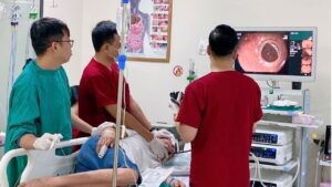 Người già, người có bệnh tim có nội soi được không?