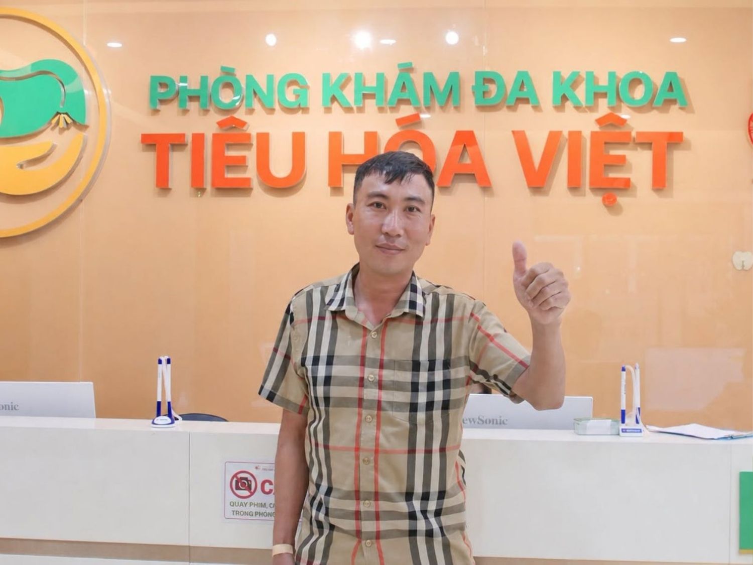 Anh Hà Văn Sự (Hà Nội) đến Phòng khám Đa khoa Tiêu Hóa Việt nội soi dạ dày nhẹ nhàng