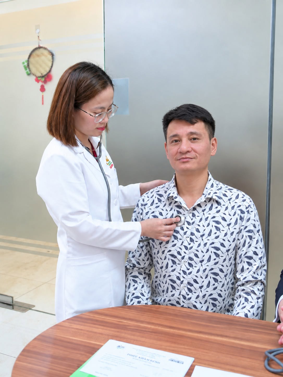 Thăm khám sức khỏe kỹ lưỡng trước nội soi