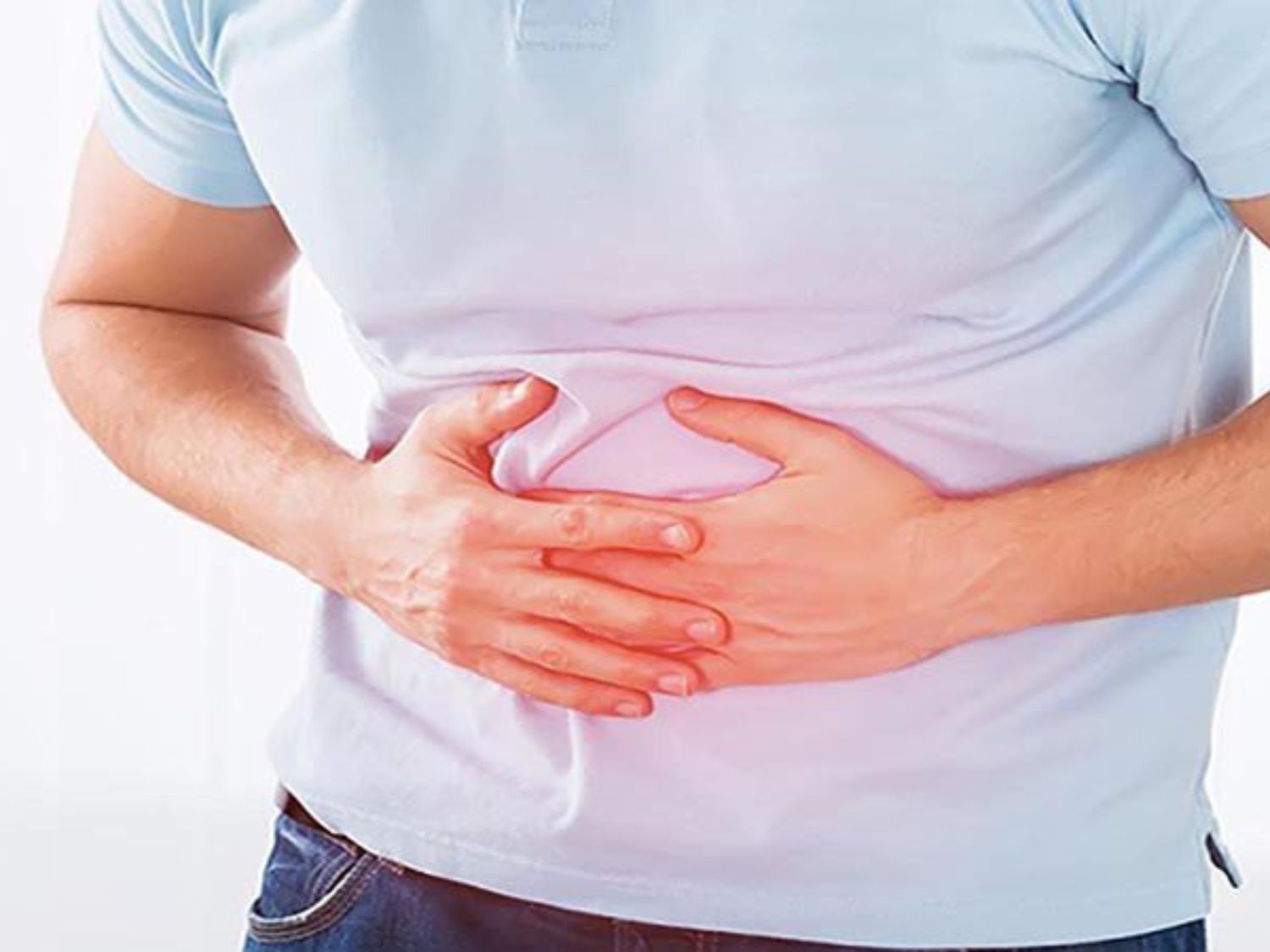 Đau bụng kéo dài hoặc tái phát nhiều lần có thể liên quan đến các bệnh lý đường tiêu hóa, trong đó có viêm đại tràng. Nếu đau bụng kèm rối loạn đại tiện, đi ngoài ra máu hoặc sụt cân không rõ nguyên nhân, người bệnh nên thăm khám chuyên khoa tiêu hóa.