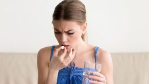 Đau dạ dày uống thuốc không đỡ thì nên làm gì tiếp theo?