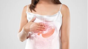 Ợ hơi ợ chua liên tục là bệnh gì? Chuyên gia giải đáp