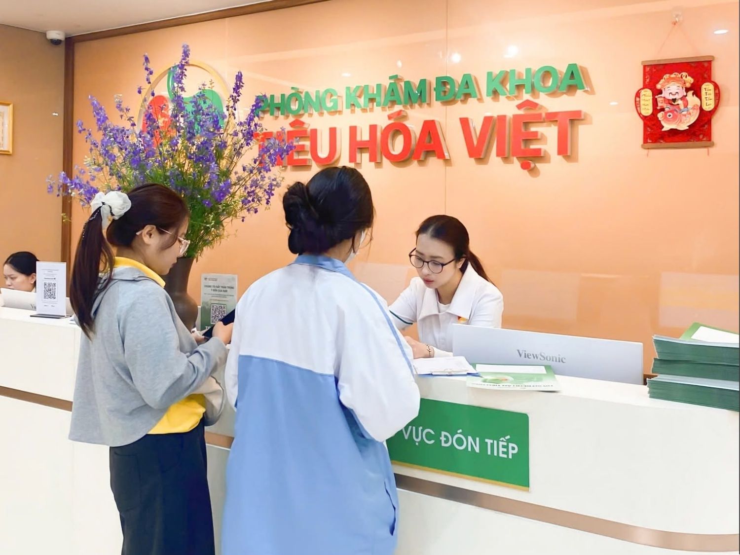 Sảnh phòng khám Tiêu hóa Việt